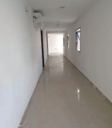 Residential Ready Property Studio U/F Apartment  for rent in Al Sadd , Doha #14635 - 2  image 